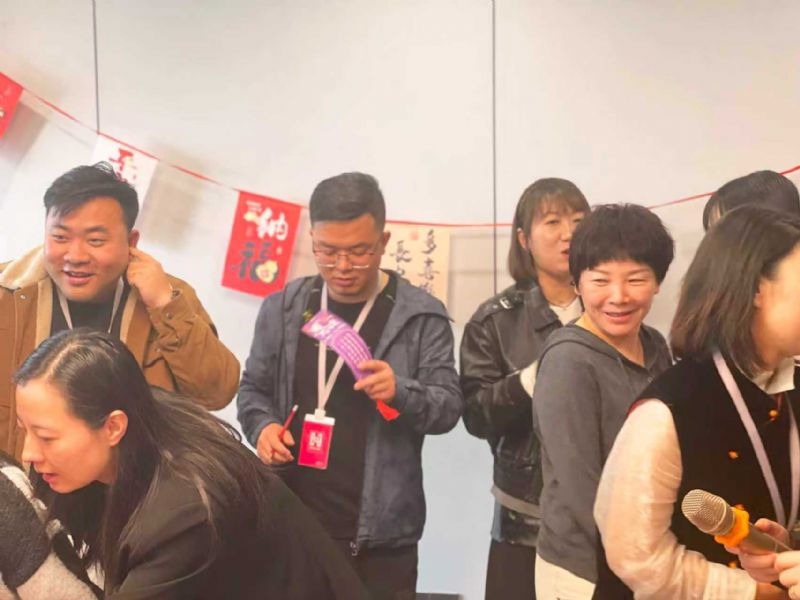 23�꣬����ֻ��һ���£������ݼ�ס���Ʒ�ơ���д��2026��Ԫ���ڵ�һ������